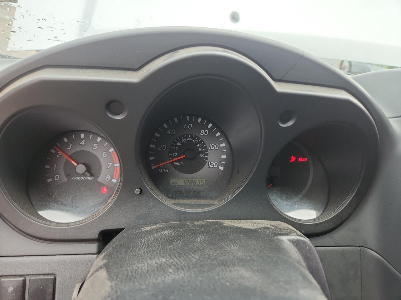 2002 Nissan Xterra Xe VIN: 5N1ED28T42C593640 Lot: 64554735