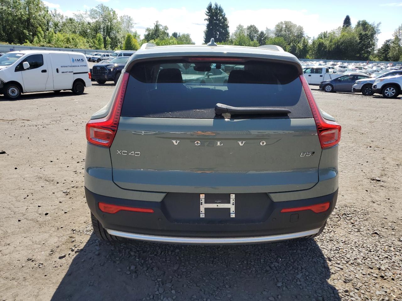 2025 Volvo Xc40 Core VIN: YV4L12UJ2S2599951 Lot: 63327195