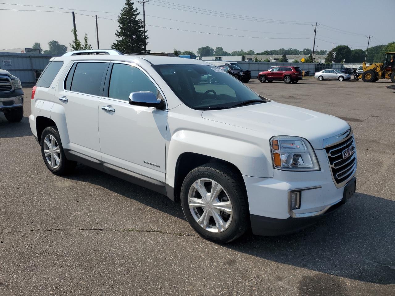 2gkflpe31g6143008 2GKFLPE31G6143008 2016 GMC Terrain Slt