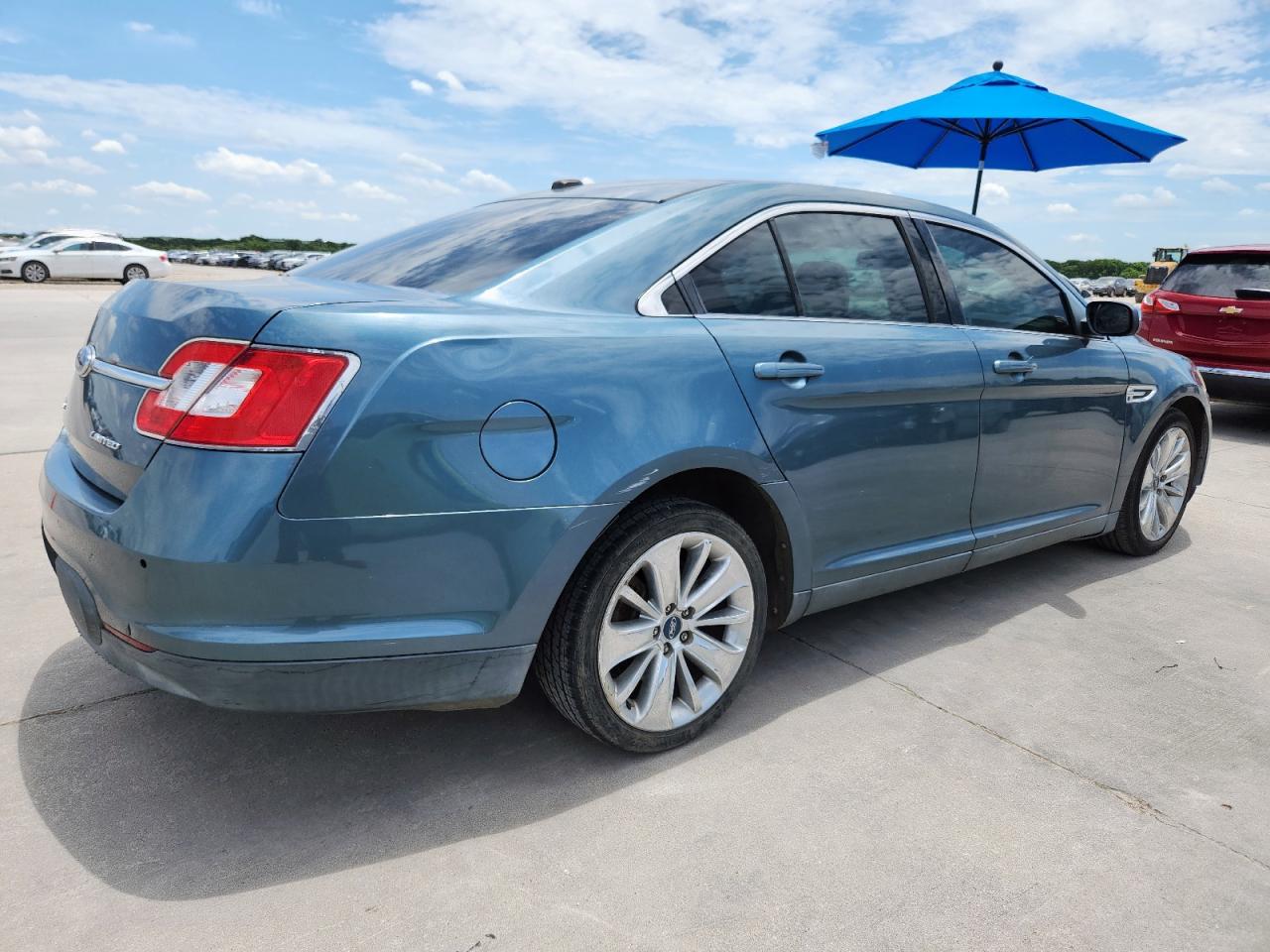 2010 Ford Taurus Limited VIN: 1FAHP2FW4AG116550 Lot: 63428535