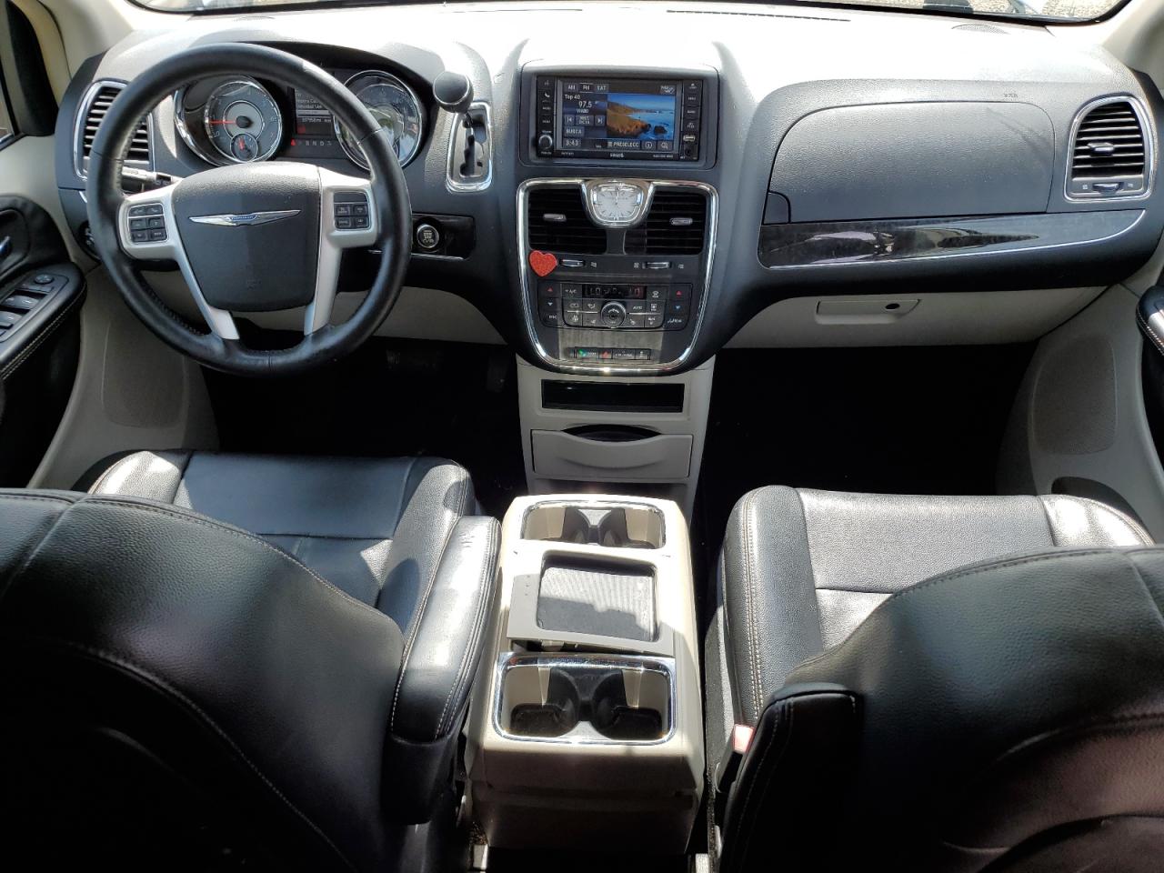 2014 Chrysler Town & Country Touring VIN: 2C4RC1BG7ER421676 Lot: 65631555