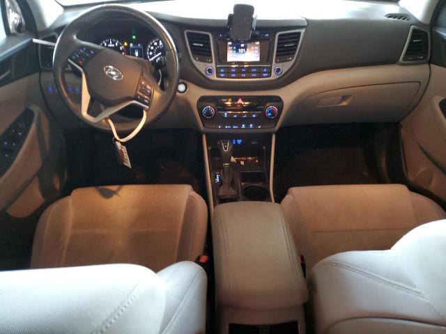  HYUNDAI TUCSON 2017 Белы
