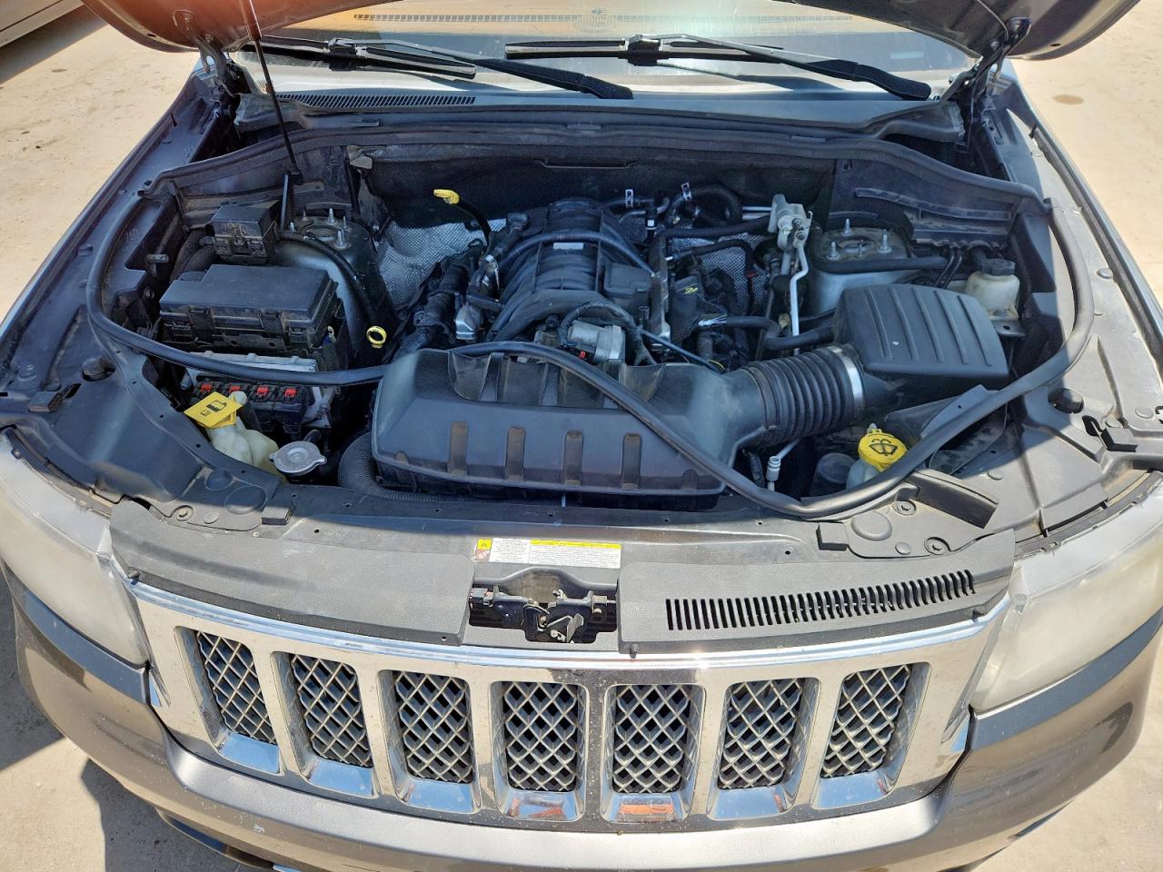 2012 Jeep Grand Cherokee Overland VIN: 1C4RJECT4CC190556 Lot: 65435285