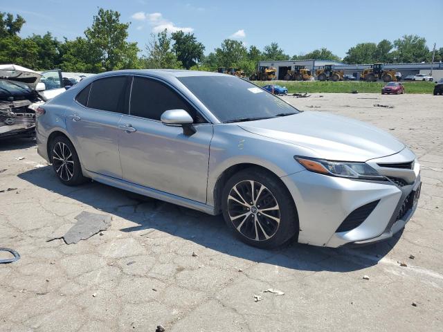  TOYOTA CAMRY 2018 Серый