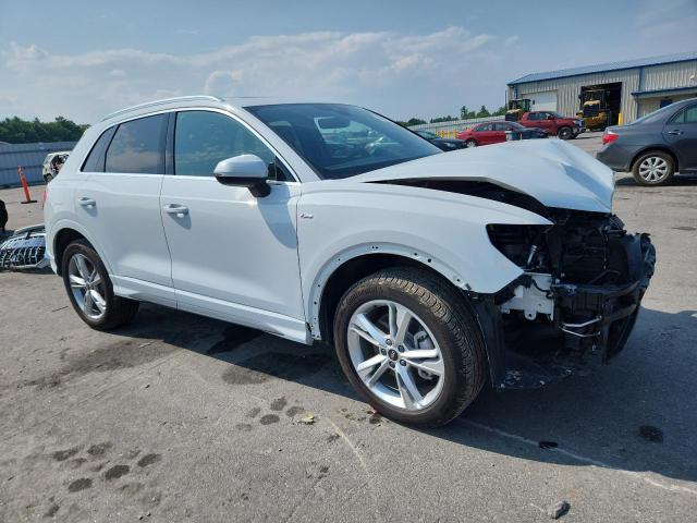  AUDI Q3 2024 Белы