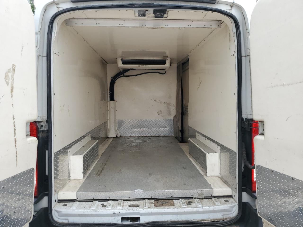 2018 Ford Transit T-350 VIN: 1FTBW2CG6JKA55330 Lot: 65557045