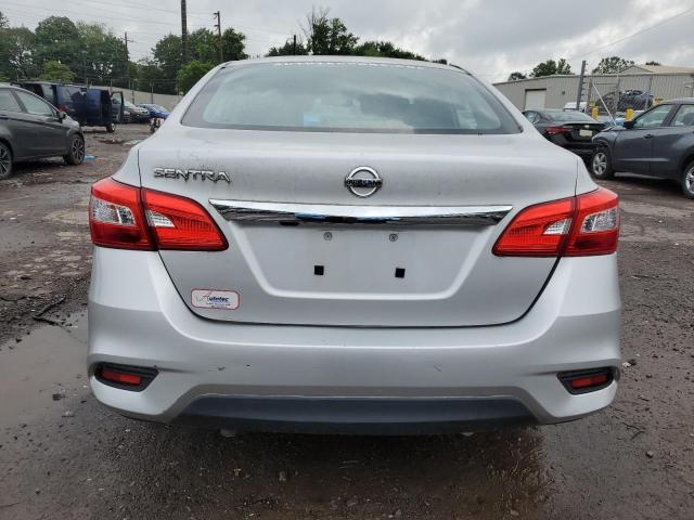  NISSAN SENTRA 2018 Srebrny