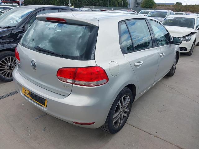 2010 VOLKSWAGEN GOLF SE TD