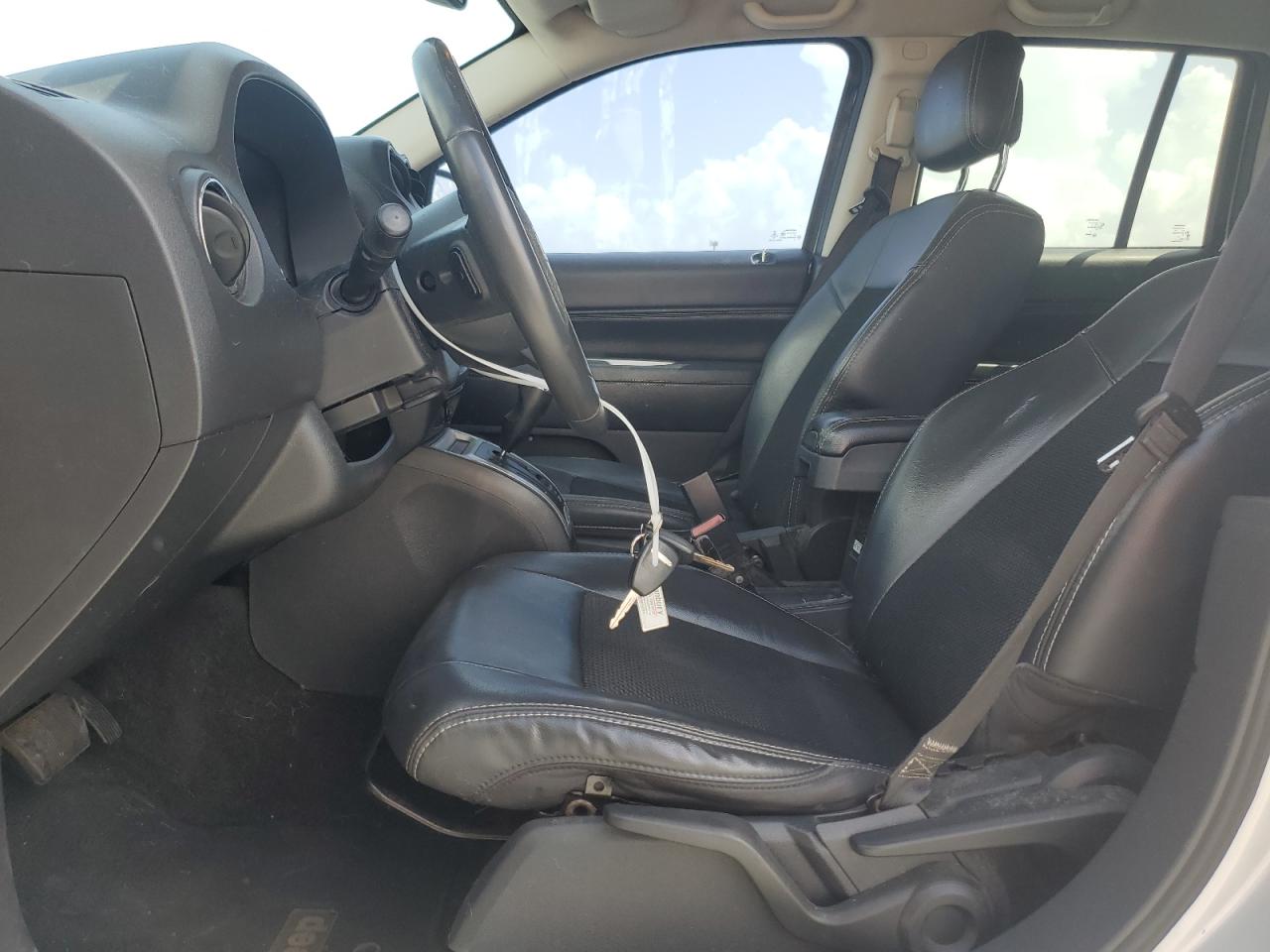 2014 Jeep Compass Latitude VIN: 1C4NJDEB8ED623757 Lot: 65853825