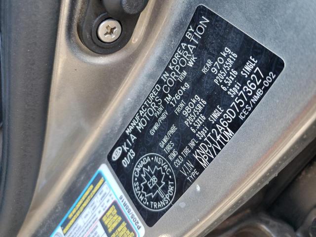 2013 KIA SOUL +  