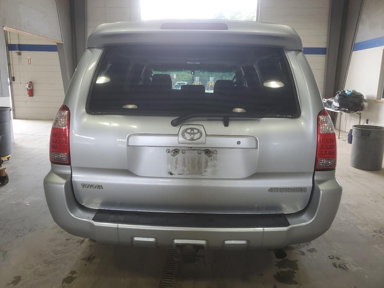 2008 Toyota 4Runner Sr5 VIN: JTEBU14R48K027449 Lot: 64051565