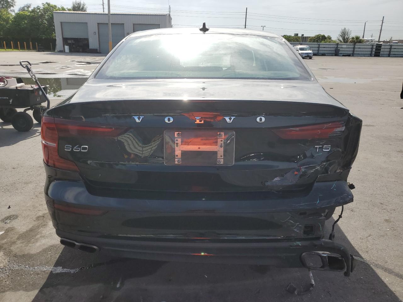 2019 Volvo S60 T5 Momentum VIN: 7JR102FK2KG011103 Lot: 64738005