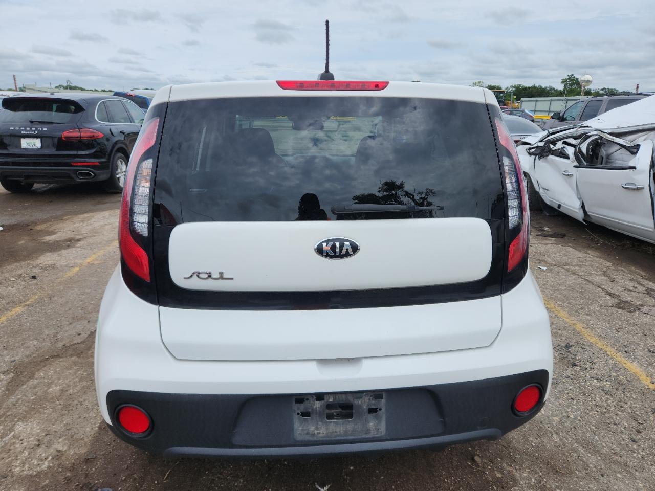 2018 Kia Soul VIN: KNDJN2A21J7622259 Lot: 64958365