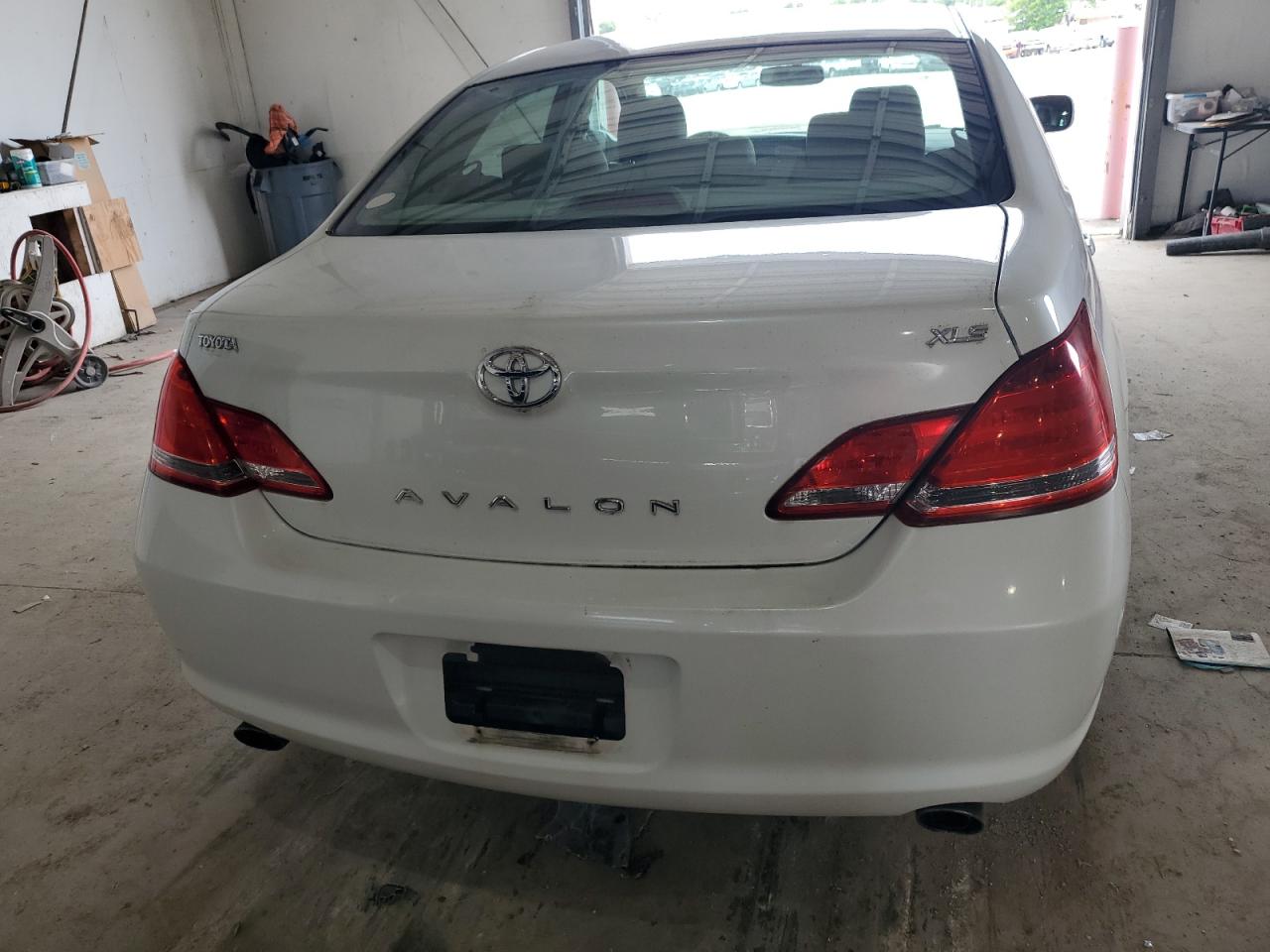 2006 Toyota Avalon Xl VIN: 4T1BK36B66U109881 Lot: 64883215