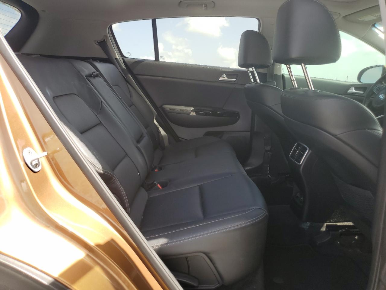 kndpr3a68h7096228 KNDPR3A68H7096228 2017 Kia Sportage Sx
