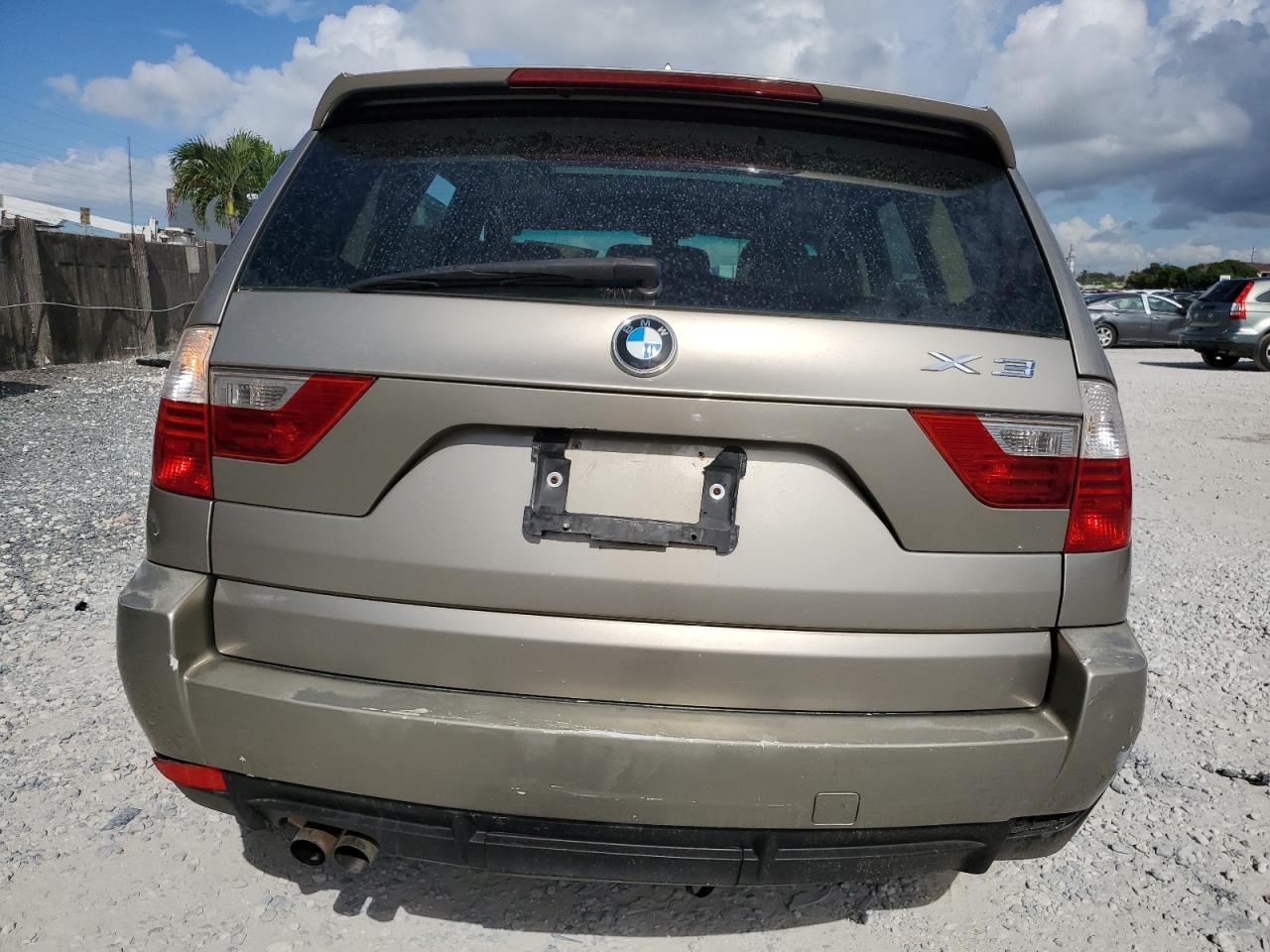 2007 BMW X3 3.0Si VIN: WBXPC93477WF15809 Lot: 64135165