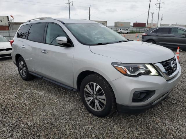  NISSAN PATHFINDER 2017 Srebrny