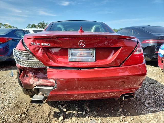  MERCEDES-BENZ SLK-CLASS 2015 Czerwony