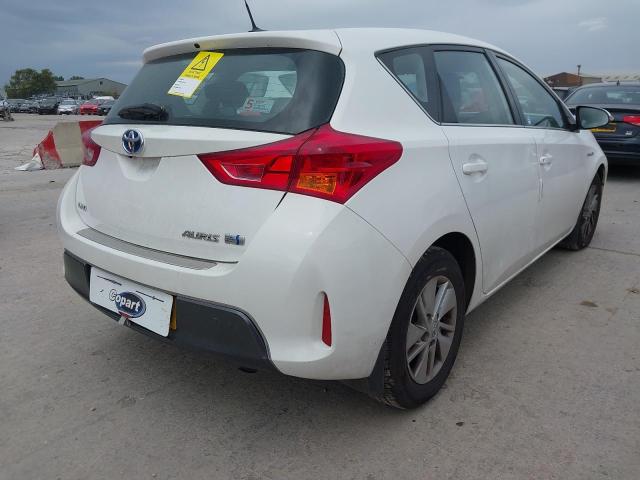 2013 TOYOTA AURIS ICON