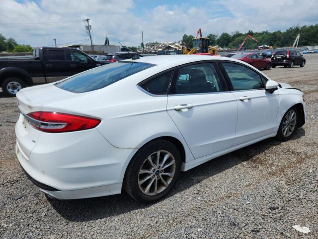  FORD FUSION 2017 Biały
