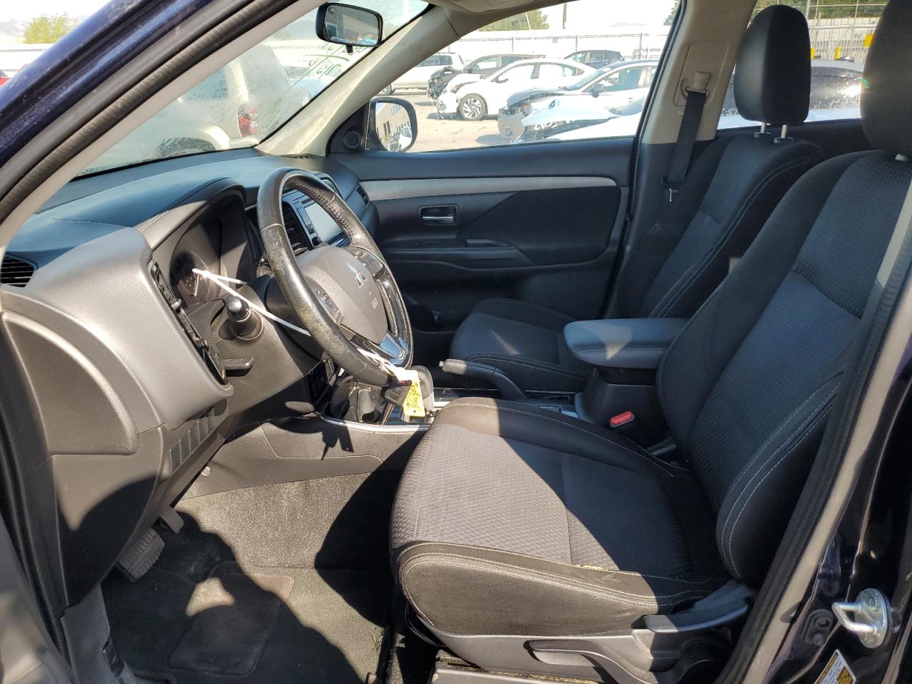 2017 Mitsubishi Outlander Es VIN: JA4AZ2A3XHZ044779 Lot: 64858965