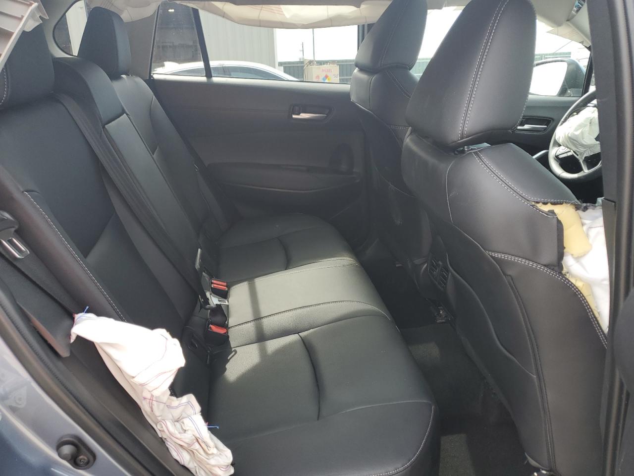 2024 Toyota Corolla Cross Xle VIN: 7MUDAABGXRV088053 Lot: 64013135