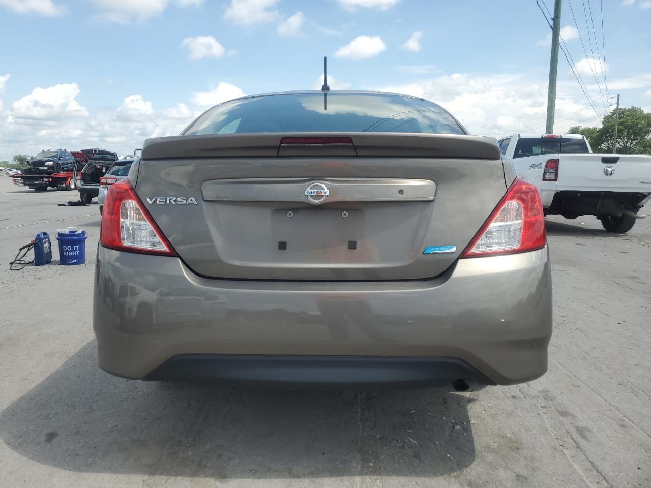 2016 Nissan Versa S VIN: 3N1CN7AP2GL858668 Lot: 61877815
