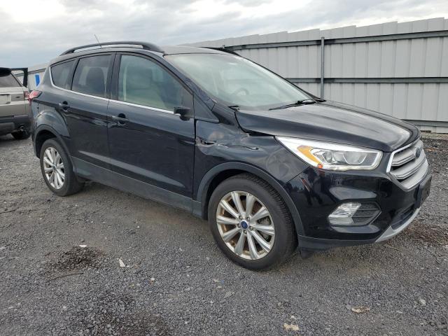  FORD ESCAPE 2019 Czarny