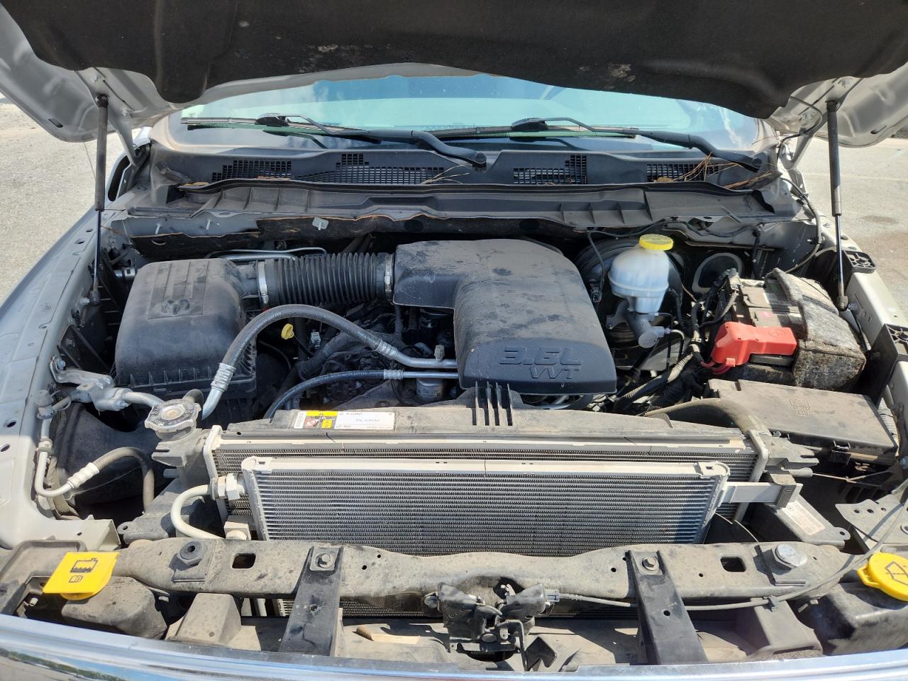 2018 Ram 1500 St VIN: 1C6RR6FGXJS341147 Lot: 64555455