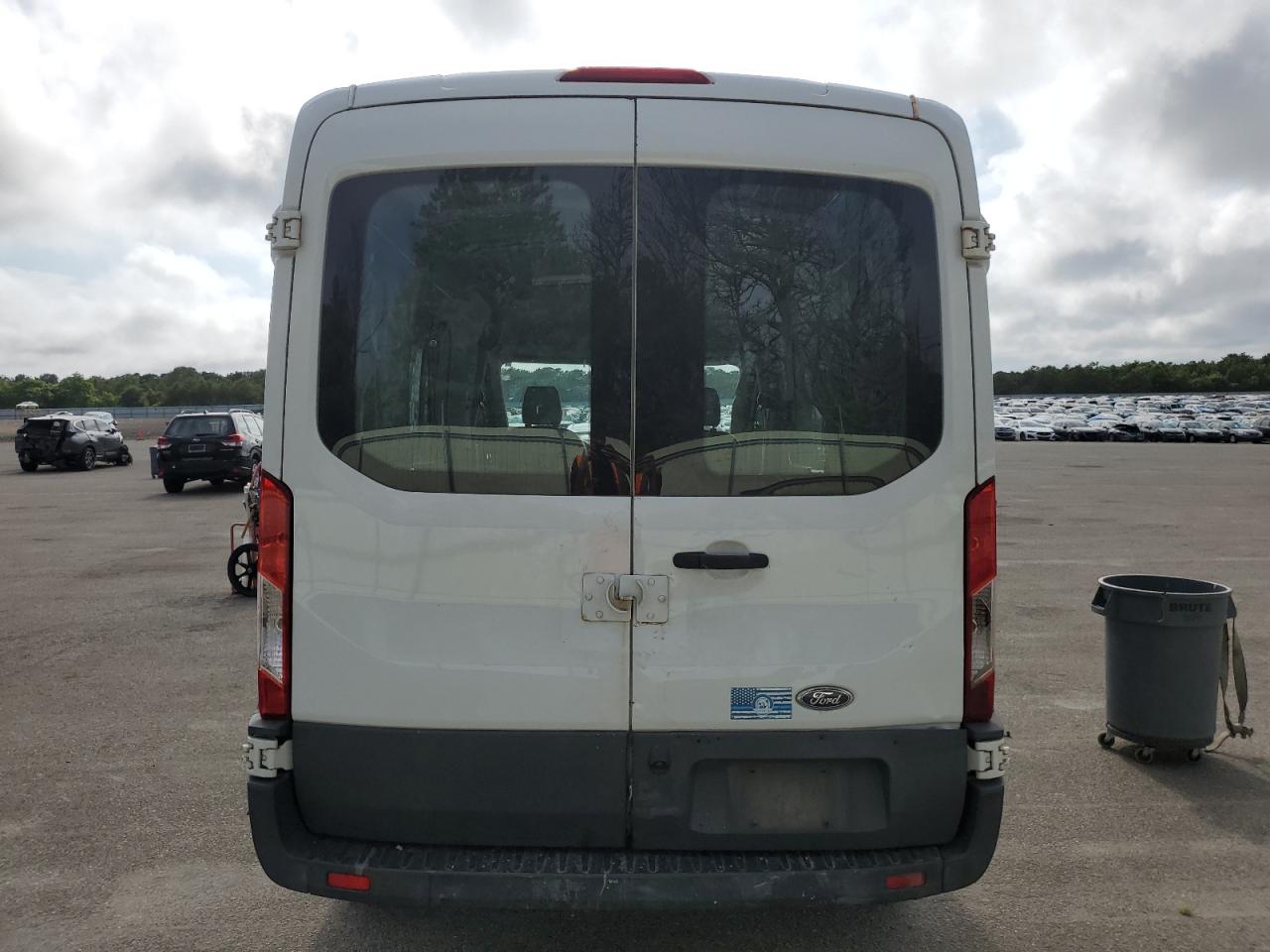 2016 Ford Transit T-250 VIN: 1FTYR1CM2GKB40692 Lot: 63743235