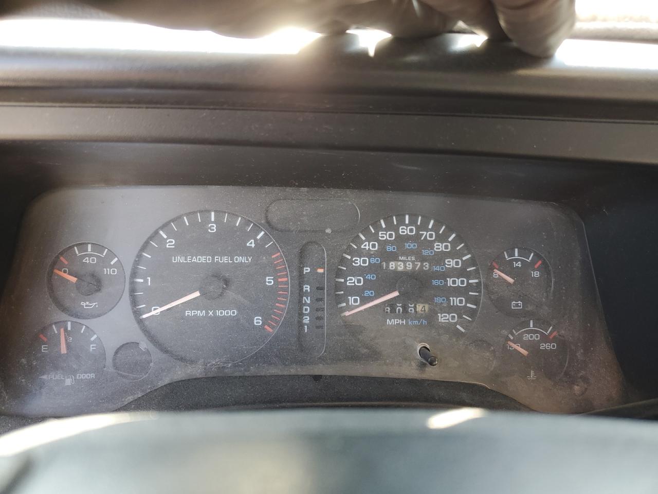 1995 Dodge Ram 2500 VIN: 3B7KC23W0SM135748 Lot: 63104715