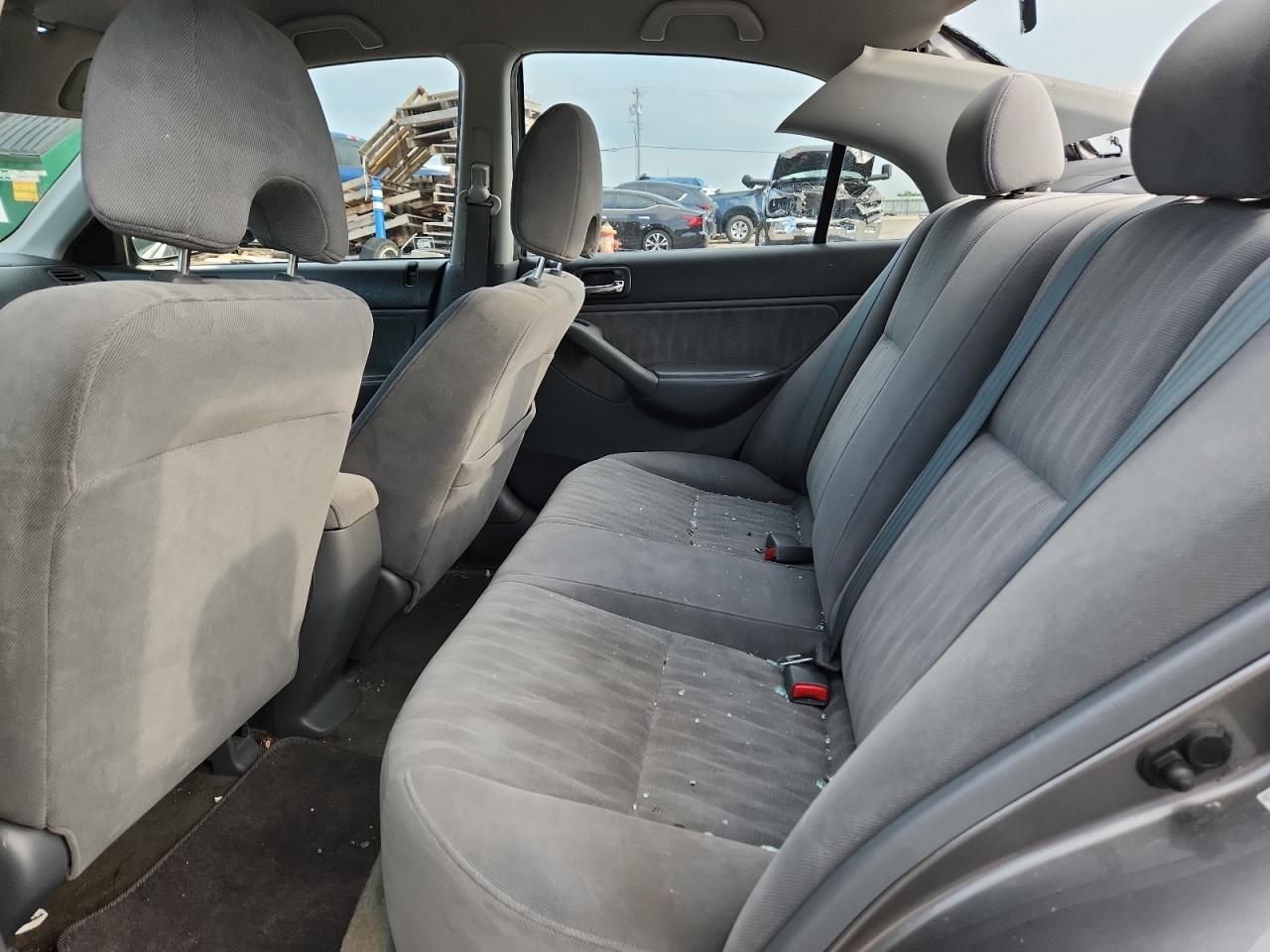 2005 Honda Civic Lx VIN: 2HGES16505H611014 Lot: 65532545