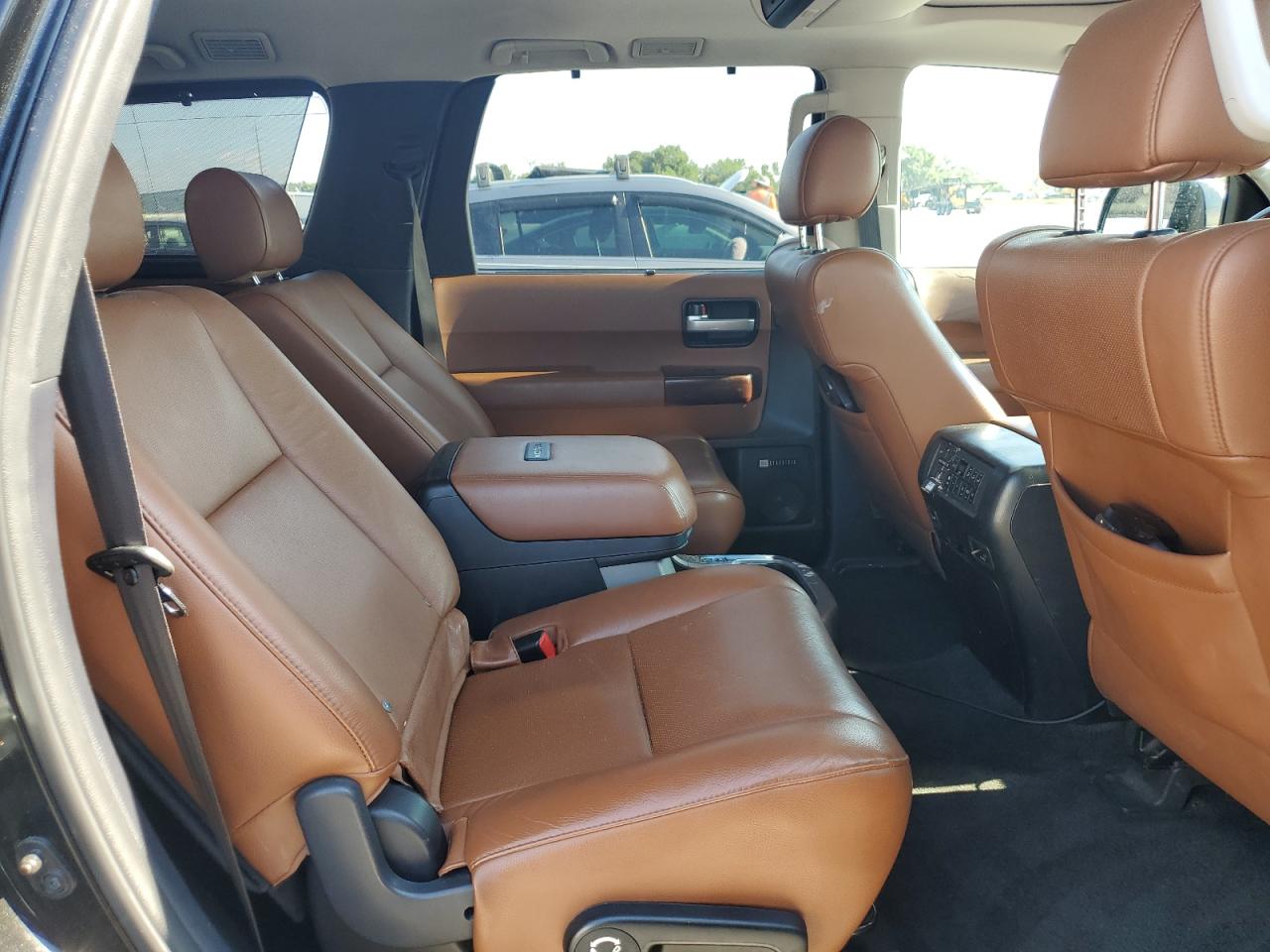 2013 Toyota Sequoia Platinum VIN: 5TDDW5G10DS084979 Lot: 66496215