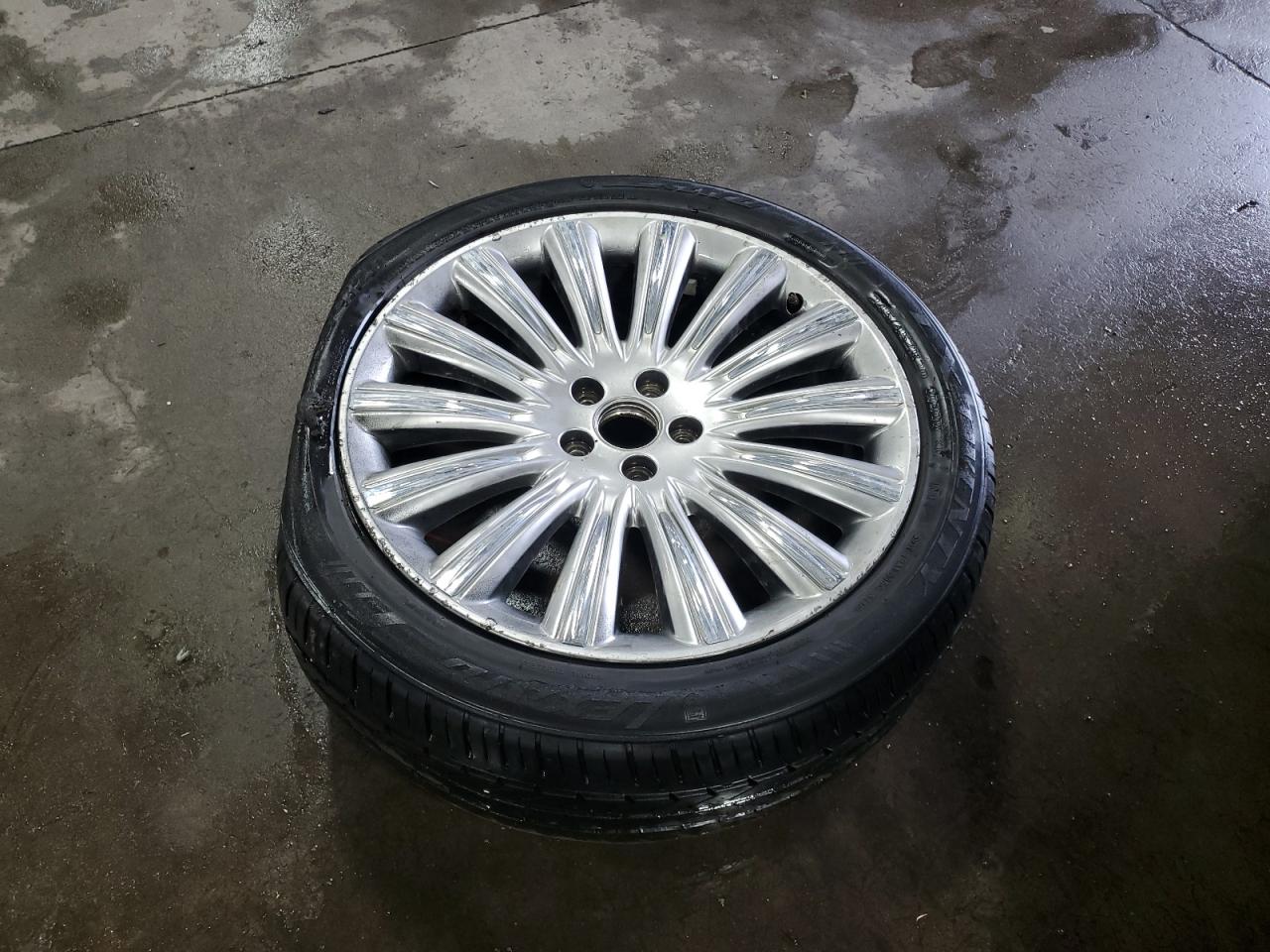 1LNHL9EK8DG610908 2013 Lincoln Mks