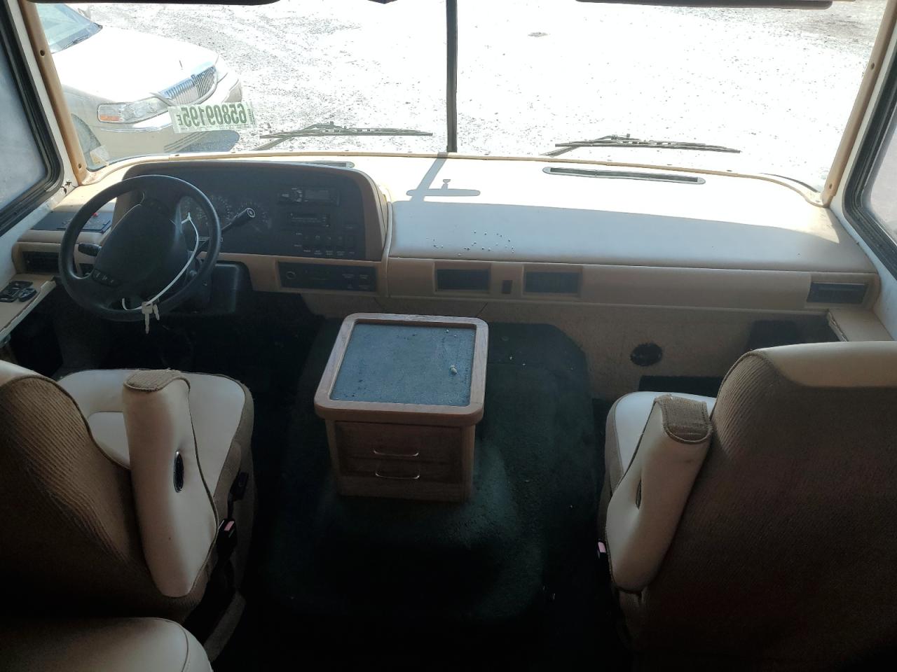 1999 Ford Fleetwood - Rvs Rv VIN: 3FCNF53S1XJA03528 Lot: 65809195