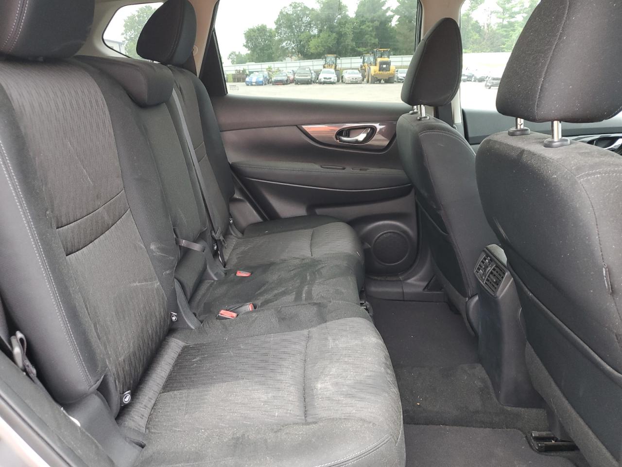 KNMAT2MV9JP558998 NISSAN ROGUE 2018