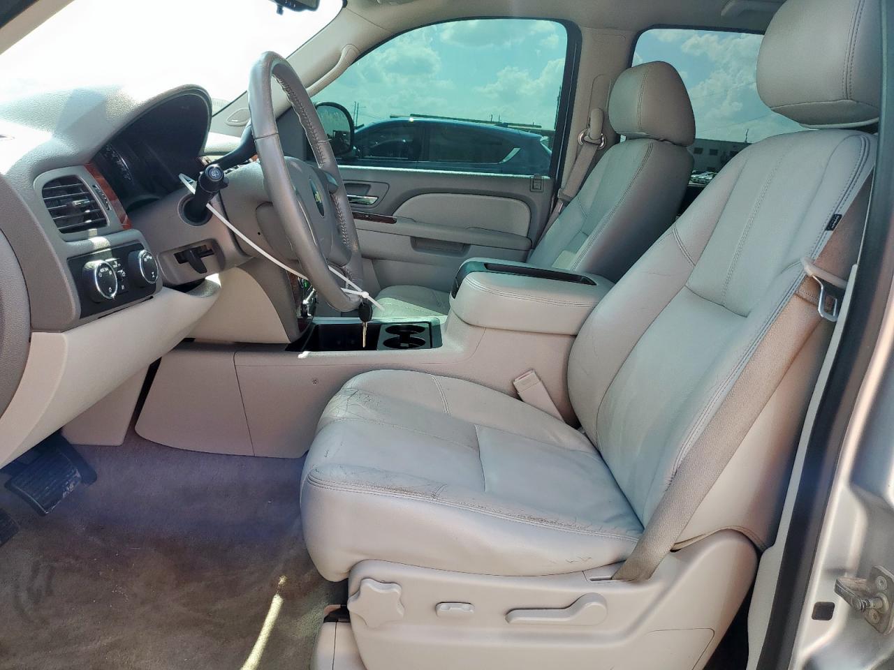 2013 Chevrolet Tahoe K1500 Lt VIN: 1GNSKBE03DR128667 Lot: 65082765