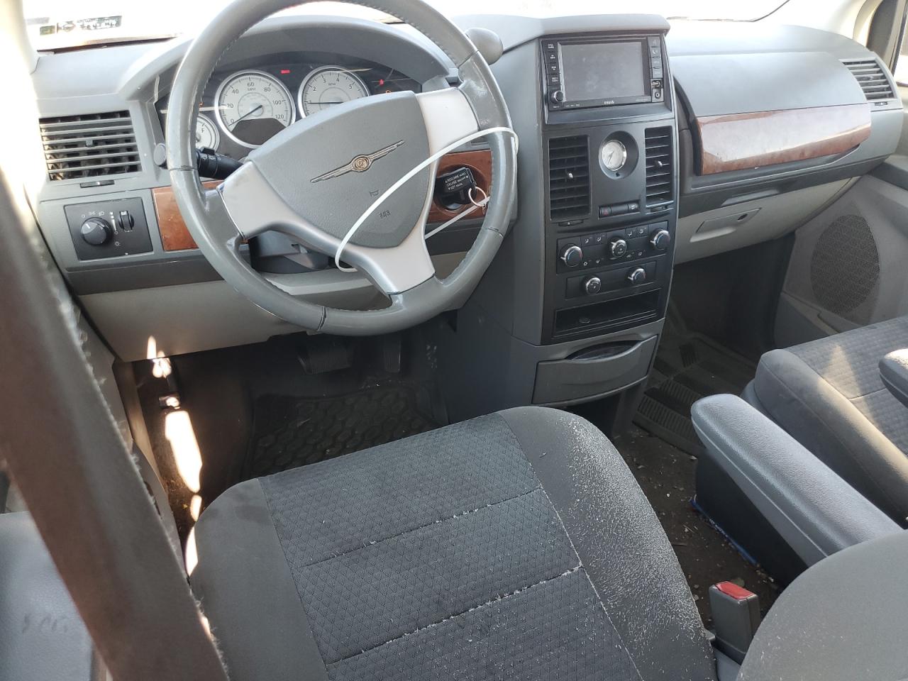 2008 Chrysler Town & Country Lx VIN: 2A8HR44H58R781754 Lot: 63615115