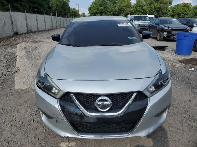  NISSAN MAXIMA 2018 Srebrny