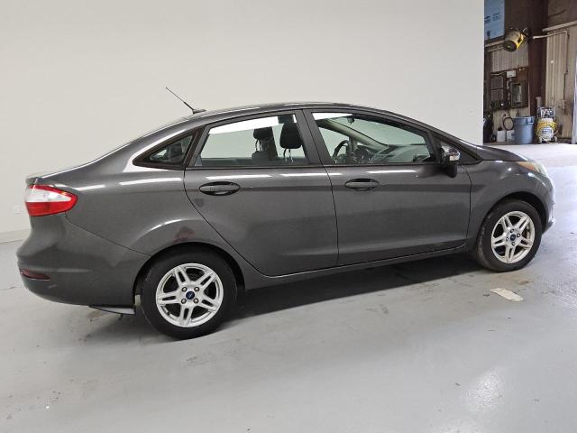  FORD FIESTA 2017 Серый