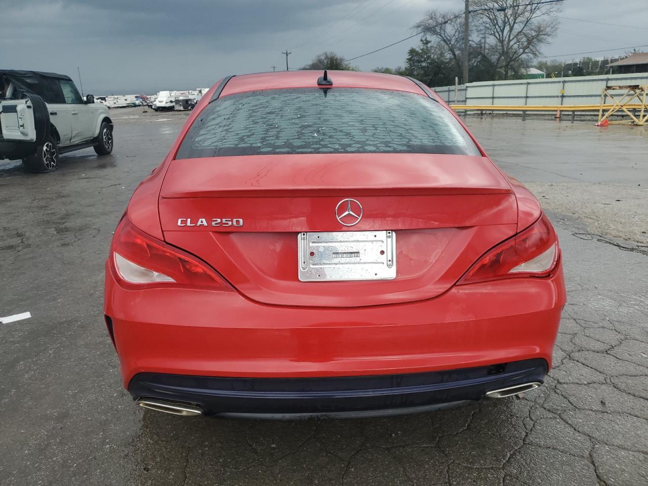 WDDSJ4EB3JN673494 2018 Mercedes-Benz Cla 250