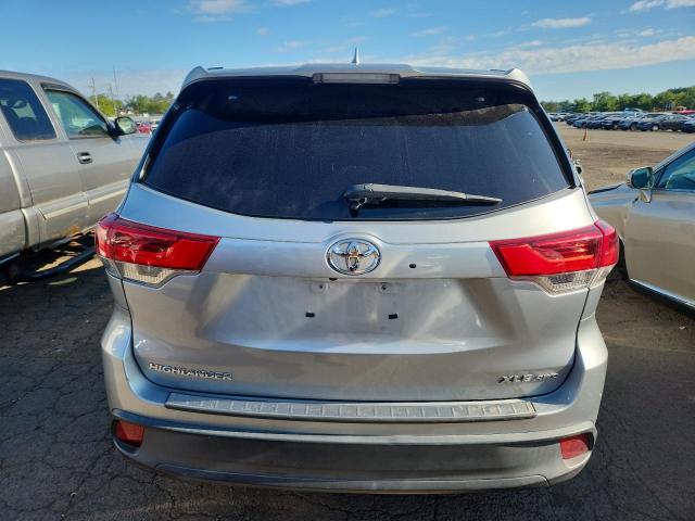  TOYOTA HIGHLANDER 2017 Szary