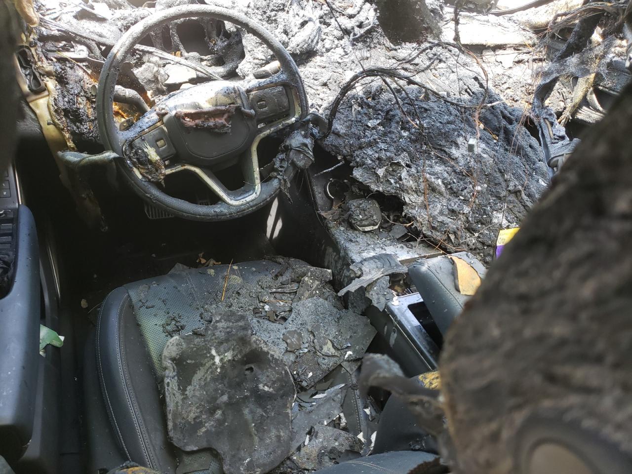 2021 Land Rover Range Rover Velar R-Dynamic S VIN: SALYT2EX3MA304878 Lot: 63315935