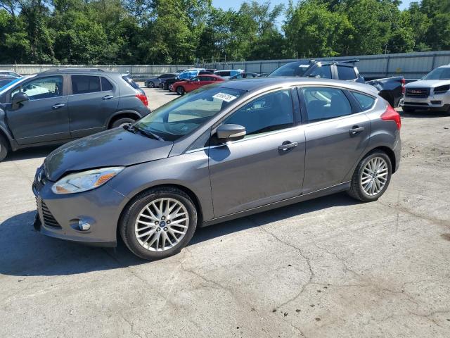  FORD FOCUS 2012 Серебристый
