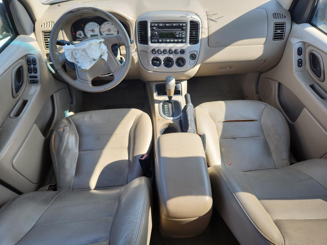 2006 Ford Escape Limited VIN: 1FMCU04126KC15487 Lot: 64687035
