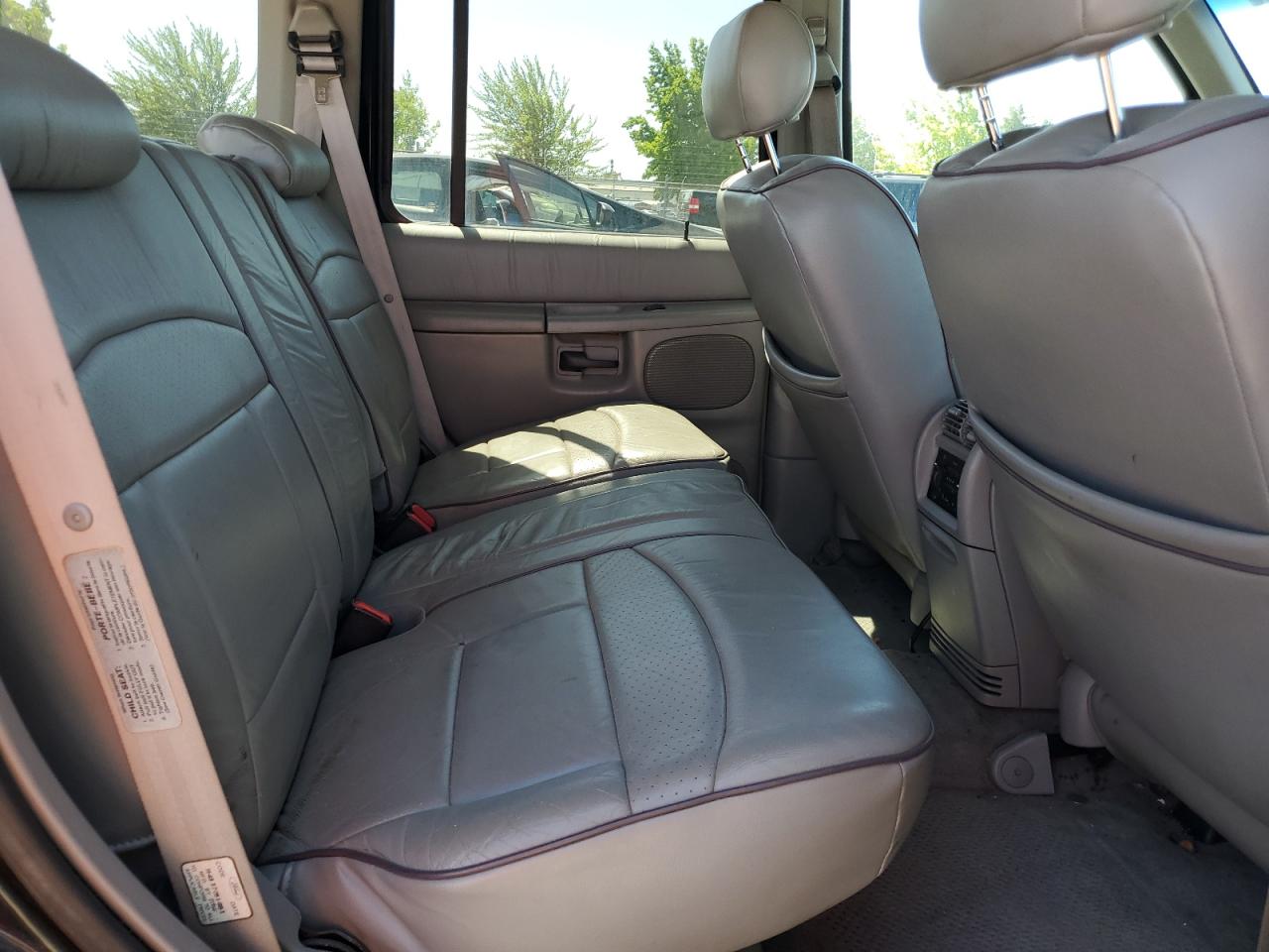 1998 Ford Explorer VIN: 1FMZU35P7WUB78052 Lot: 63644745