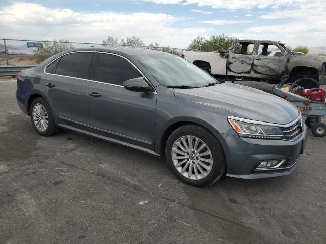  VOLKSWAGEN PASSAT 2017 Серый