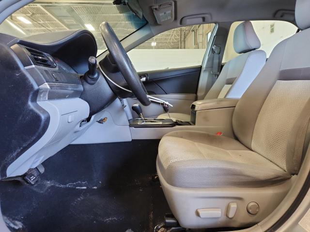  TOYOTA CAMRY 2014 Srebrny