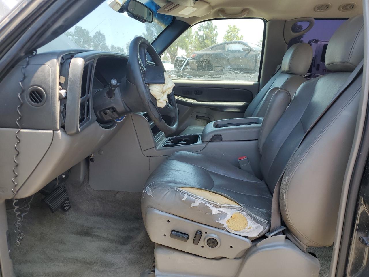 2003 Chevrolet Tahoe C1500 VIN: 1GNEC13T83R238405 Lot: 65200955