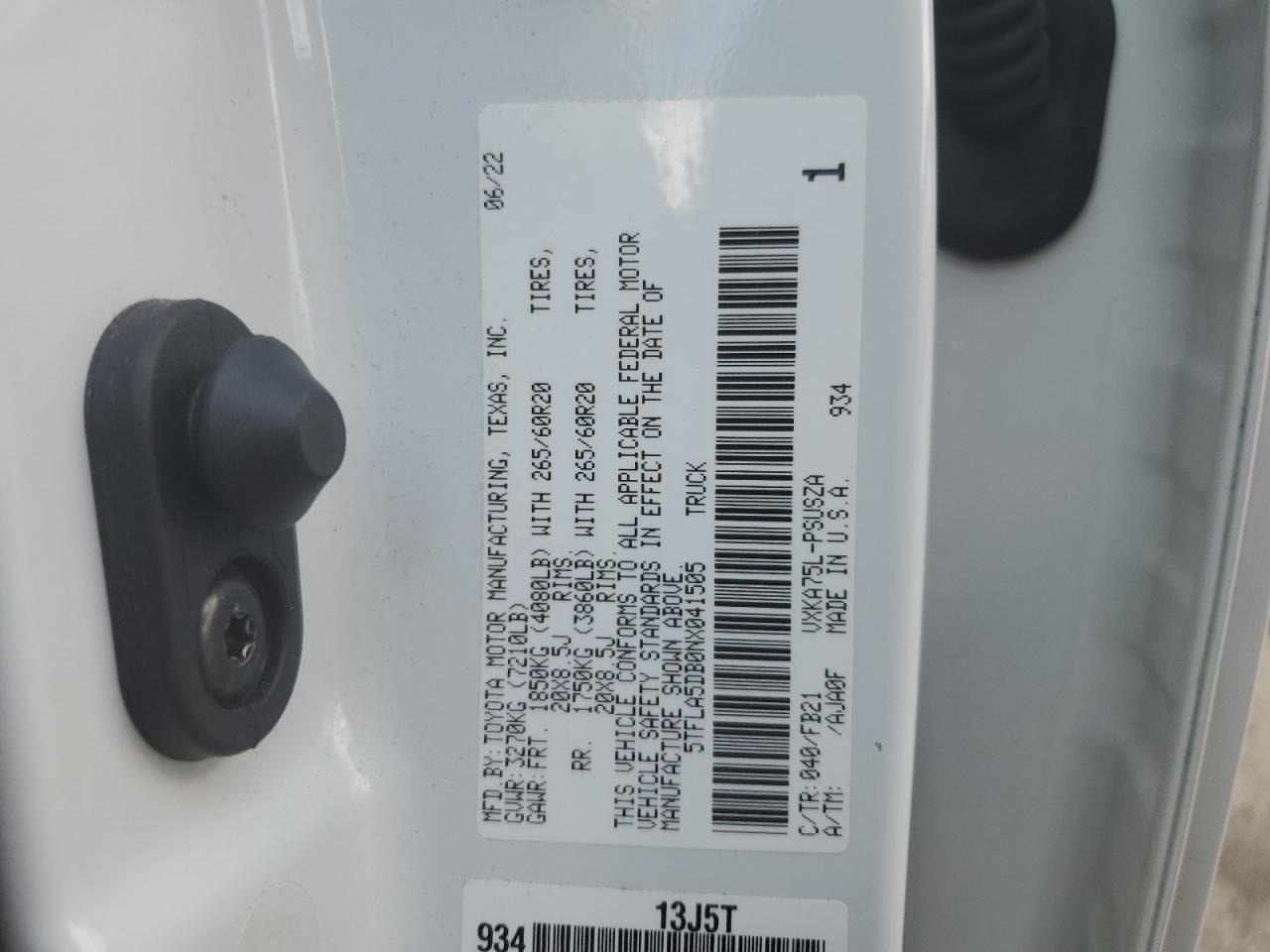 2022 Toyota Tundra Crewmax Sr VIN: 5TFLA5DB0NX041505 Lot: 62826275